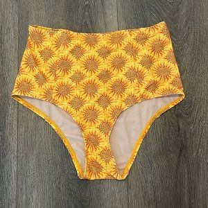 High cut kortni Jeane swim bottoms